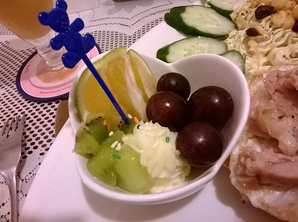 Le Petit Waffle蕾蓓蒂比利時鬆餅專賣店：從來沒見過的"瓦芙布朗趣"，巨無霸疊疊樂隱身於溫馨小店~Le Petit Waffle~