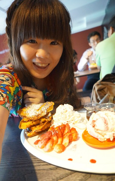 瓦法奇朵咖啡館：瓦法奇朵-為之驚艷美到不行的鬆餅布丁