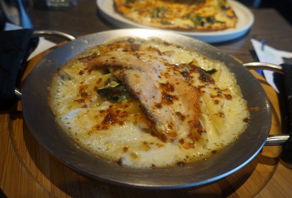 瓦法奇朵咖啡館:瓦法奇朵 ♥起士快炸掉披薩♥ 甜蜜蜜可頌甜甜圈 瓦法奇朵咖啡館:瓦法奇朵 ♥起士快炸掉披薩♥ 甜蜜蜜可頌甜甜圈