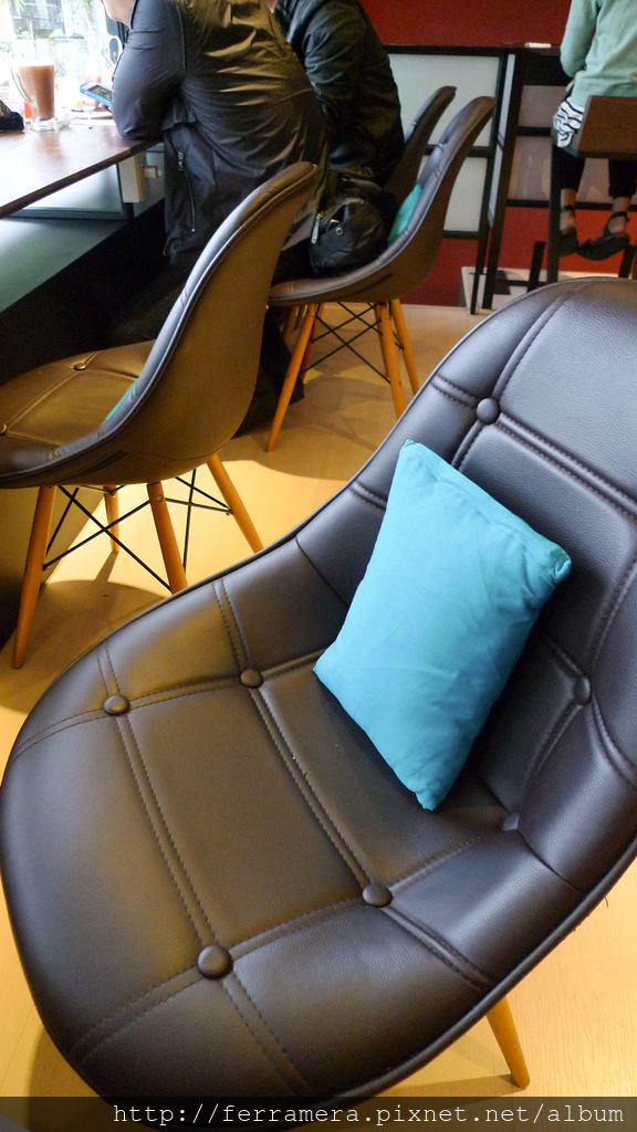 P1040110-32.jpg P1040110-32.jpg