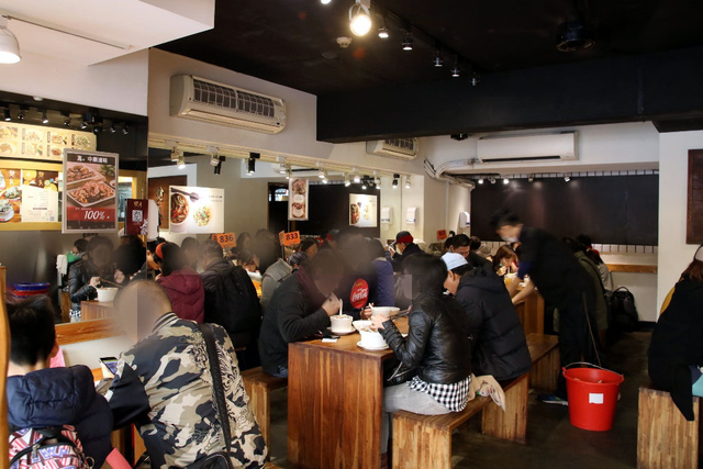 IMG_4674.JPG - 1061230雙月食品