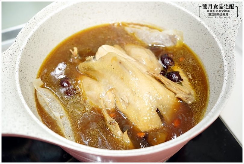 【宅配】雙月食品社．靈芝白首烏全土雞湯、琰瓏粉光蔘全土雞湯，米其林美味宅配到家!