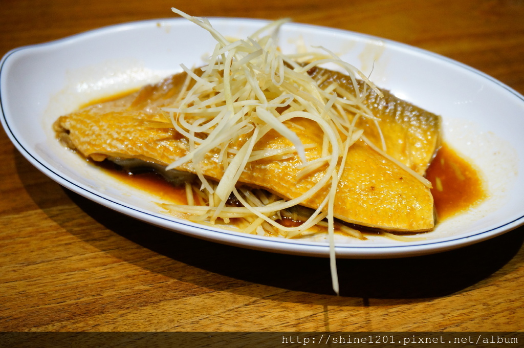 中正區美食 雙月食品社 善導寺站美食 台北麻油雞 何首烏雞湯 補湯