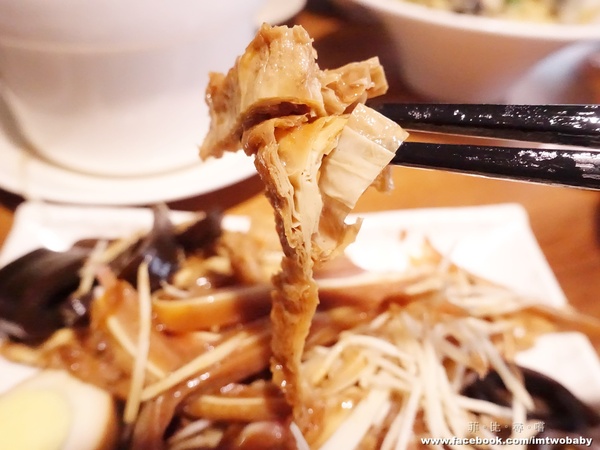 雙月食品社：【捷運美食】雙月食品社養生美食 料豐味美湯鮮甜 溫補四季皆宜 連張忠謀也愛！