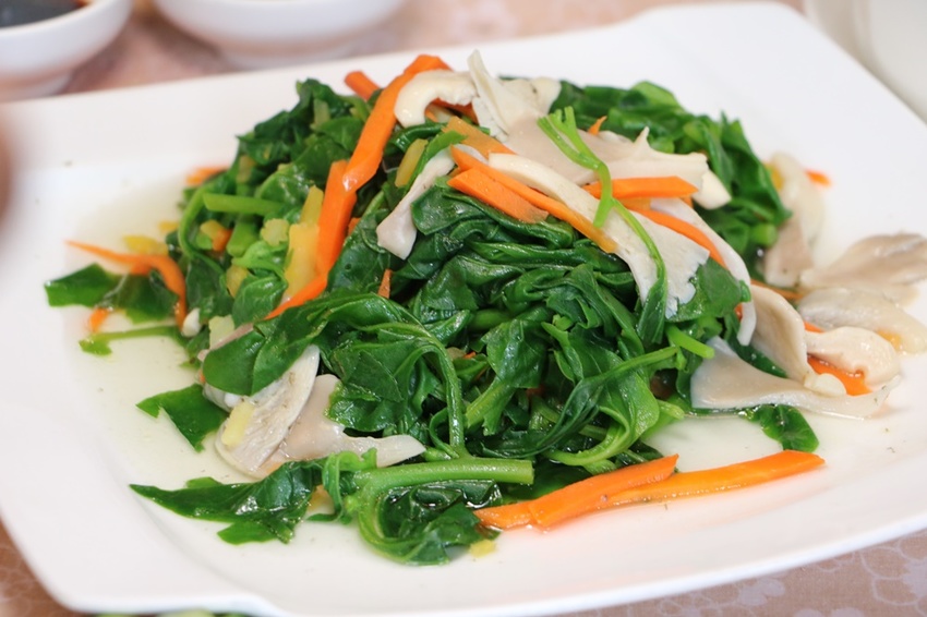 花蓮光復。馬太鞍濕地生態園區 馬太鞍欣綠農園，濕地導覽、傳統歌舞 編織體驗、阿美族巴拉告、特色風味餐、阿美族石頭火鍋