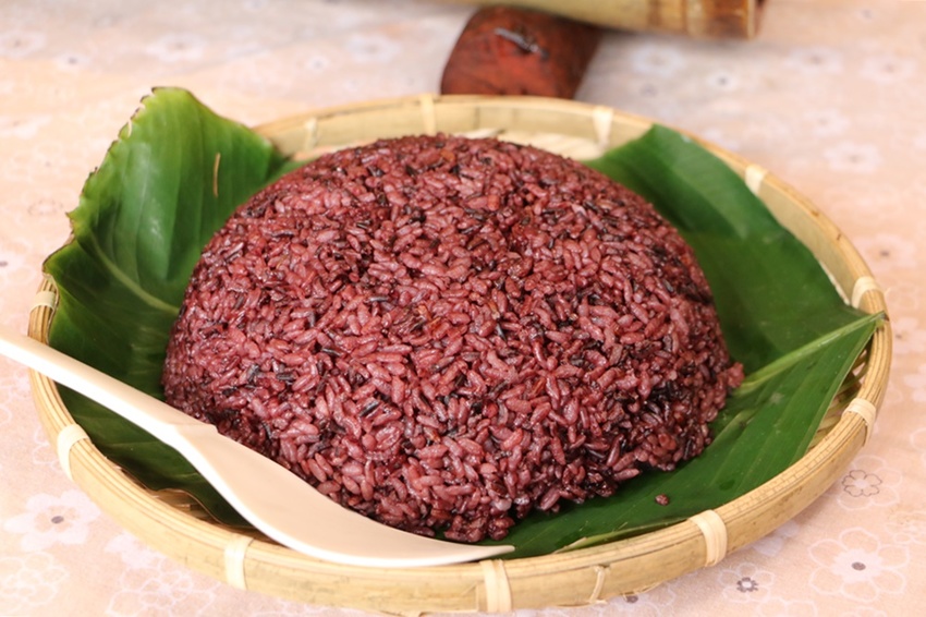 花蓮光復。馬太鞍濕地生態園區 馬太鞍欣綠農園，濕地導覽、傳統歌舞 編織體驗、阿美族巴拉告、特色風味餐、阿美族石頭火鍋