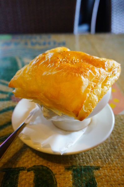 莫內咖啡：【桃園．新屋】莫內咖啡－『悠閒步調。南洋風情景觀餐廳』