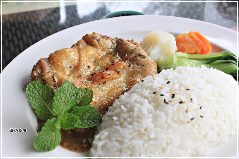 ＊渡假南洋風－莫內咖啡