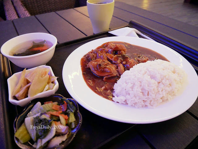 2020,Feb│旗津沙灘道酒店 In Young Hotel│走吧高雄住哪裡：高雄海景飯店 旗津度假住宿 看海發呆放鬆去