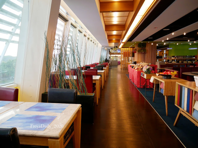 2020,Feb│旗津沙灘道酒店 In Young Hotel│走吧高雄住哪裡：高雄海景飯店 旗津度假住宿 看海發呆放鬆去