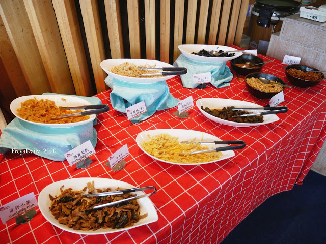 2020,Feb│旗津沙灘道酒店 In Young Hotel│走吧高雄住哪裡：高雄海景飯店 旗津度假住宿 看海發呆放鬆去