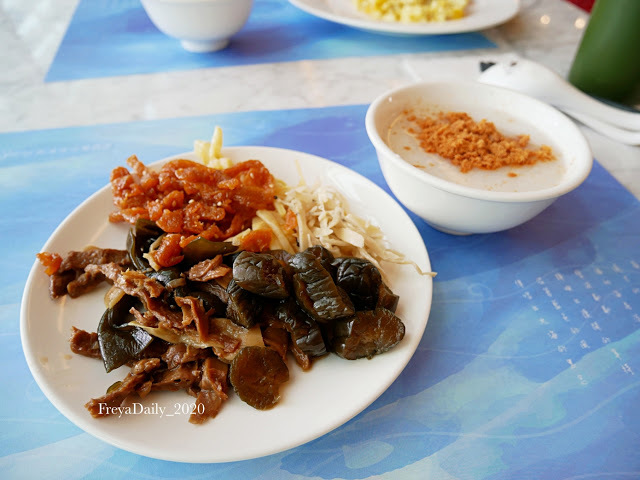 2020,Feb│旗津沙灘道酒店 In Young Hotel│走吧高雄住哪裡：高雄海景飯店 旗津度假住宿 看海發呆放鬆去