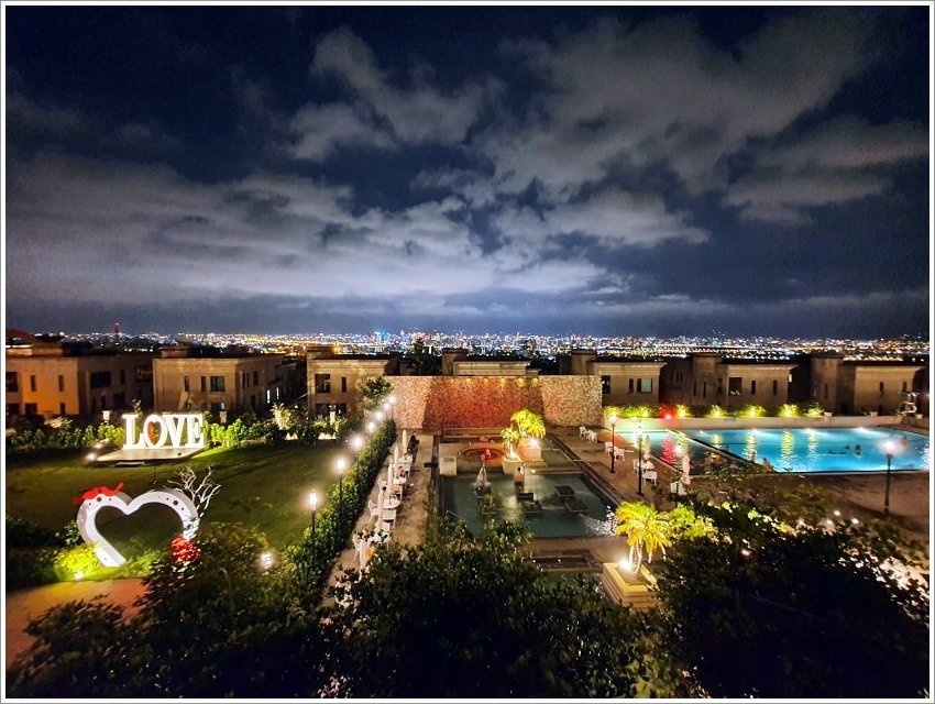 【台中住宿】清新溫泉飯店．房內湯屋+絕美夜景，親子度假好地方!