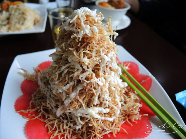 【金門 烈嶼鄉】黃厝三層樓芋頭餐館 ➤ 芋泥桑葚綜合冰 / 綿密芋頭泥~小金門的芋頭鬆軟香綿好吃!