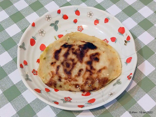 「江蘇菜盒店」(Fried leek & cabbagedumplings and Tofu roll store), Taipei, Taiwan, SJKen, Jan 18, 2022.
