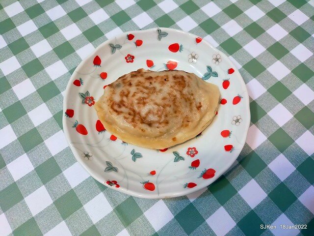 「江蘇菜盒店」(Fried leek & cabbagedumplings and Tofu roll store), Taipei, Taiwan, SJKen, Jan 18, 2022.
