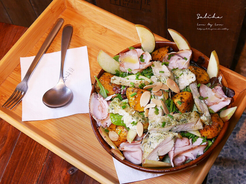 台北平價米其林美食好丘超彭湃漢堡風貝果輕食沙拉信義區必吃美食 (3)