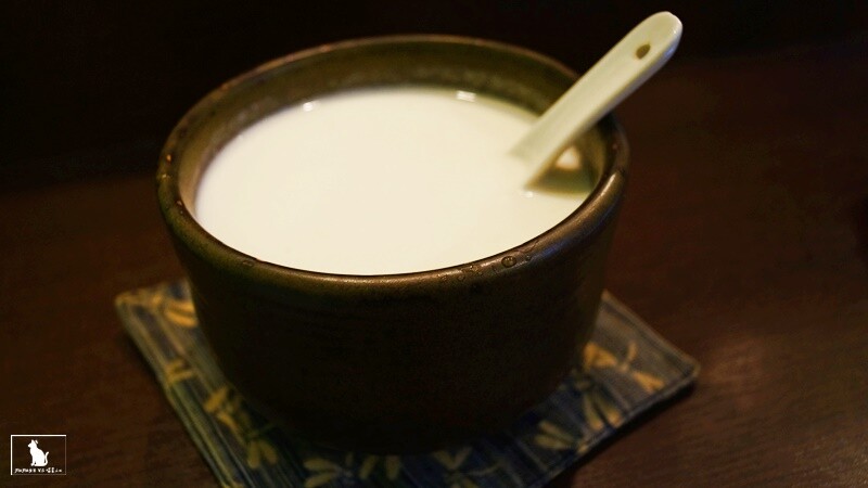 台中|北區 三時茶坊 一中街的隱藏版茶鋪,杏仁茶專門店 是說這個107巷你也太小了