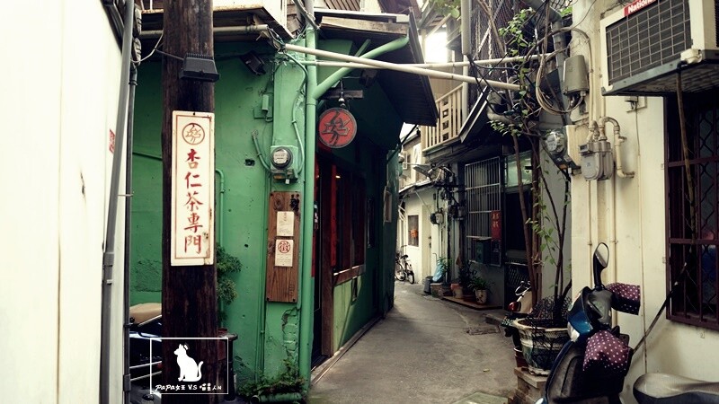 台中|北區 三時茶坊 一中街的隱藏版茶鋪,杏仁茶專門店 是說這個107巷你也太小了