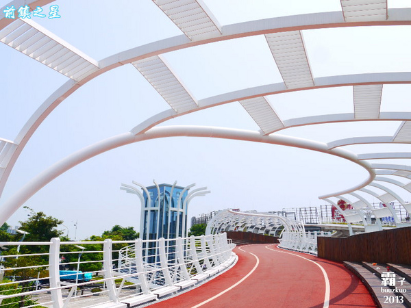 前鎮之星:「前鎮之星」飛翔吧!鋼鐵巨龍般的自行車橋 前鎮之星:「前鎮之星」飛翔吧!鋼鐵巨龍般的自行車橋