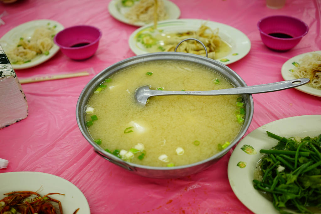 鄉村甕仔雞 鄉村甕仔雞