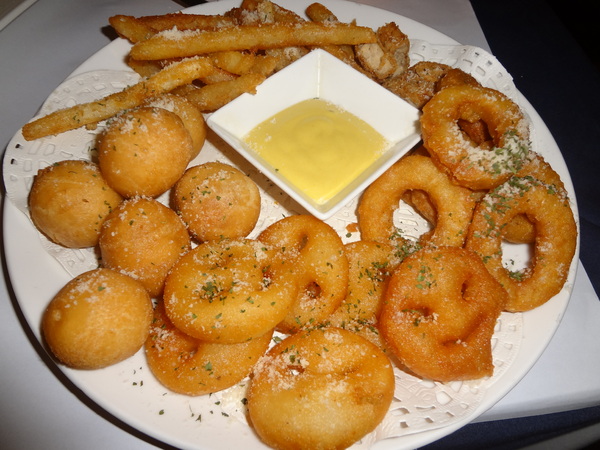 宇宙天堂 Paradise Space：1020126[官本金文愛台灣]宇宙天堂Paradise Space讓您的小宇宙無限爆發因為食物超好吃與美麗的歐洲風格