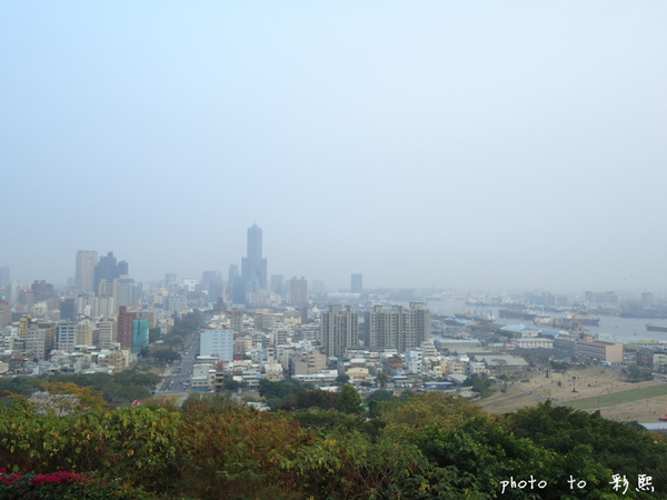 壽山忠烈祠LOVE觀景台：【高雄。鼓山】 高雄忠烈祠~LOVE觀景台