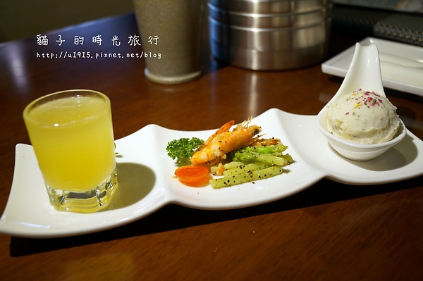 DSC09973 (800x532) DSC09973 (800x532)