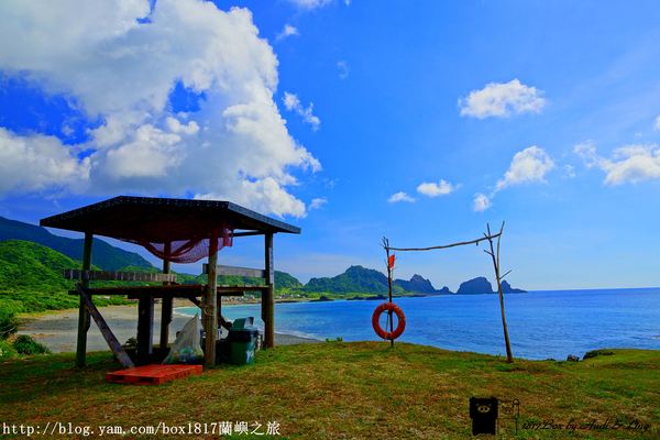 【跳島。蘭嶼】曬飛魚。當飛魚乾遇到拼板舟