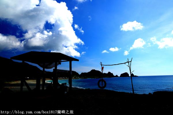 【跳島。蘭嶼】曬飛魚。當飛魚乾遇到拼板舟