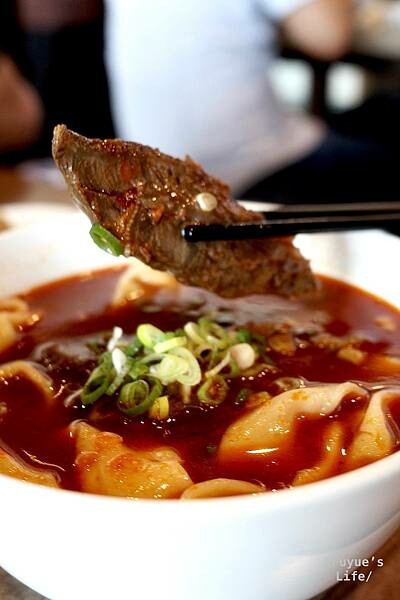 |新竹東區‧小吃| 段純貞只吃新竹自營店《段純貞牛肉麵 建功