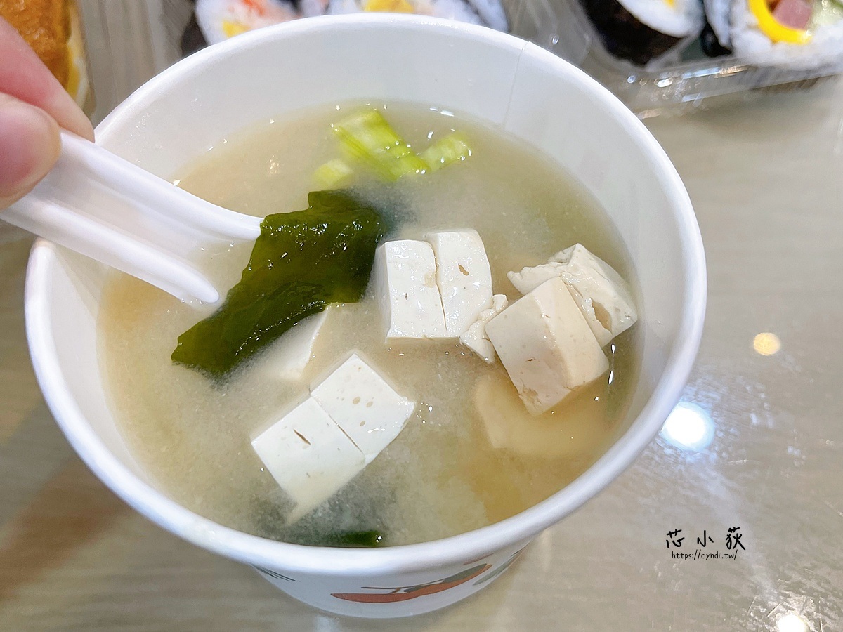 阿裕壽司，台中科博館附近35元起高CP值人氣排隊壽司生魚片手捲，建議電話先預訂取餐更快免排隊 - Cyndi loves享食天堂