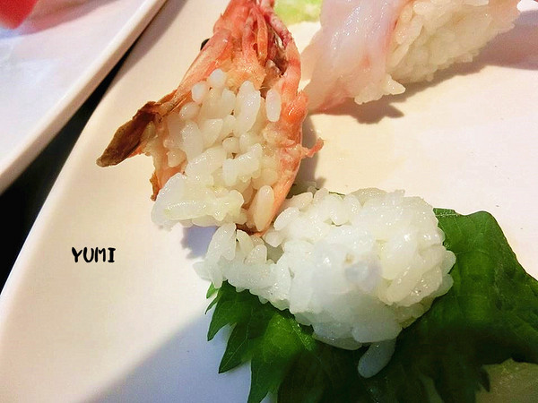 阿裕壽司:【台中食記】N訪→不排隊吃不到~超平價壽司&生魚片讓你回味無窮@阿裕壽司 阿裕壽司:【台中食記】N訪→不排隊吃不到~超平價壽司&生魚片讓你回味無窮@阿裕壽司