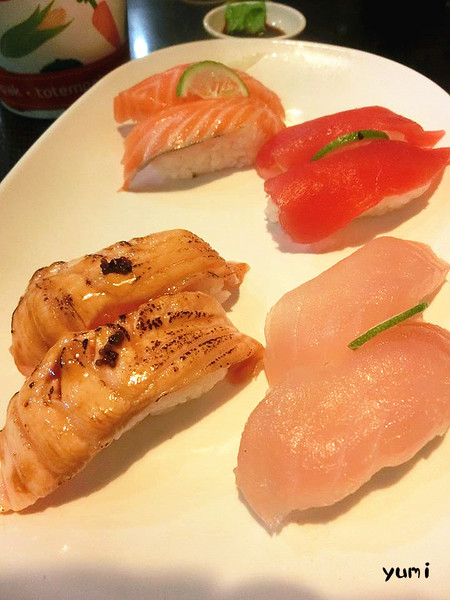 阿裕壽司:【台中食記】N訪→不排隊吃不到~超平價壽司&生魚片讓你回味無窮@阿裕壽司 阿裕壽司:【台中食記】N訪→不排隊吃不到~超平價壽司&生魚片讓你回味無窮@阿裕壽司