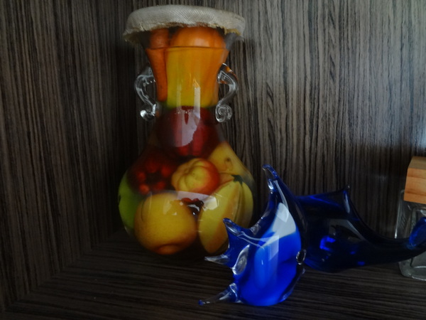 西納小街：1020711[官本金文愛台灣]西納小街與可愛的小熊來到童話般世界在彩虹步道上一起用餐