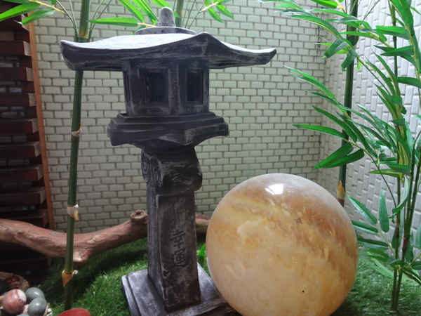 西納小街：1020711[官本金文愛台灣]西納小街與可愛的小熊來到童話般世界在彩虹步道上一起用餐