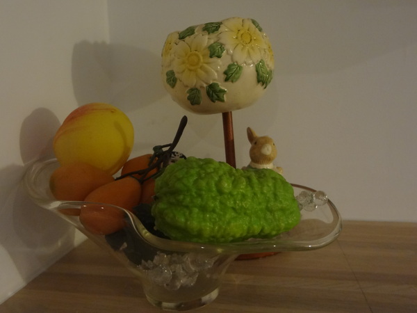 西納小街：1020711[官本金文愛台灣]西納小街與可愛的小熊來到童話般世界在彩虹步道上一起用餐