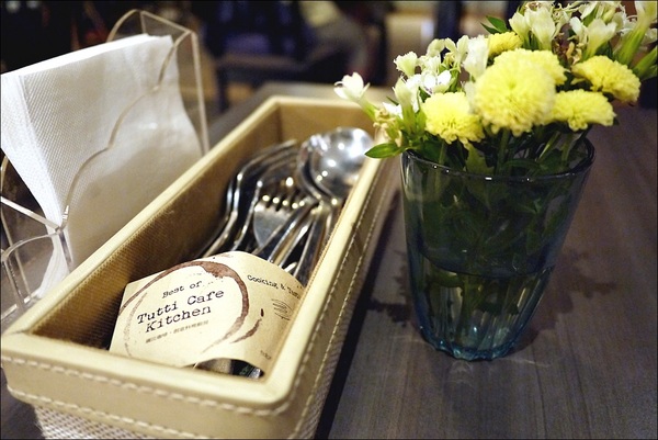 Tutti Cafe圖比咖啡創意早午餐：【Tutti Cafe圖比咖啡創意早午餐】松江南京站CP值美食，中西日敲出驚喜好滋味