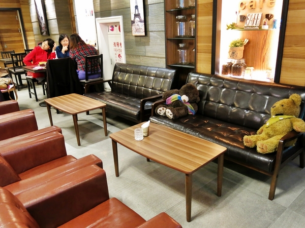 Tutti Cafe圖比咖啡創意早午餐：【捷運松江南京】喝泰迪熊咖啡，吃創意早午餐 — Tutti Cafe圖比咖啡