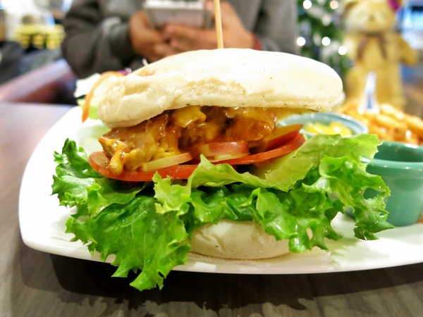 Tutti Cafe圖比咖啡創意早午餐：【捷運松江南京】喝泰迪熊咖啡，吃創意早午餐 — Tutti Cafe圖比咖啡