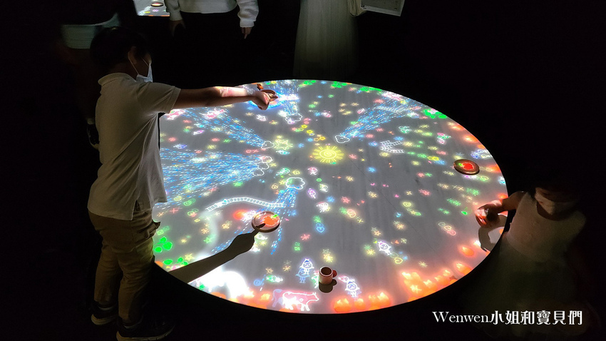 2021-2022台北展覽teamLab台灣 未來遊樂園與花共生的動物們 (10).jpg