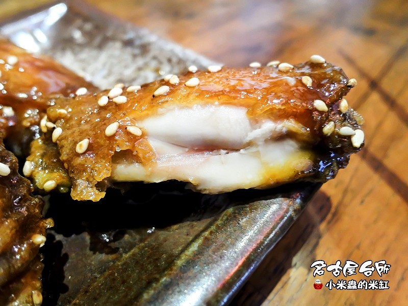 【捷運雙連站】名古屋台所~巷弄裡的排隊美食,超厚日式漢堡排令人讚賞,終於吃到了手羽先(炸雞翅)!!