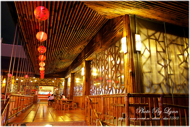 快來！蝦兒活跳跳×新鮮蝦子在這裡【黃金海岸活蝦之家】台中店