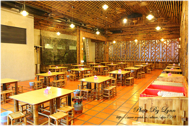 快來！蝦兒活跳跳×新鮮蝦子在這裡【黃金海岸活蝦之家】台中店