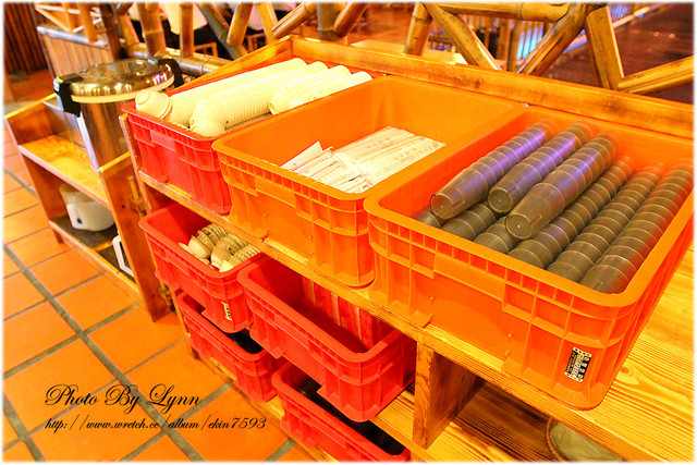 快來！蝦兒活跳跳×新鮮蝦子在這裡【黃金海岸活蝦之家】台中店