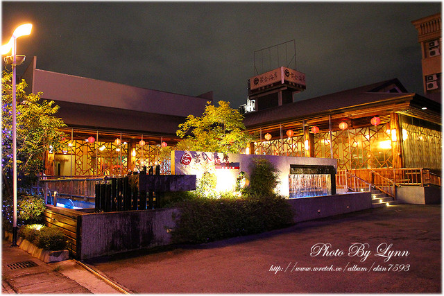 快來！蝦兒活跳跳×新鮮蝦子在這裡【黃金海岸活蝦之家】台中店