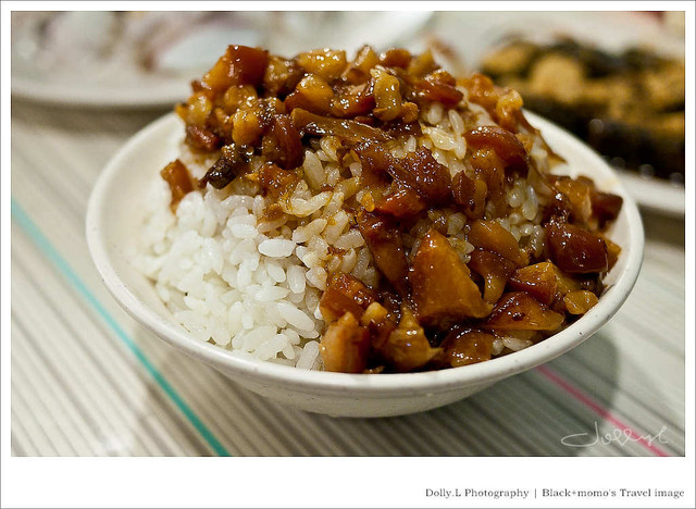 桃園│南平鵝肉專賣店‧水嫩嫩的鵝肉！JUICY～