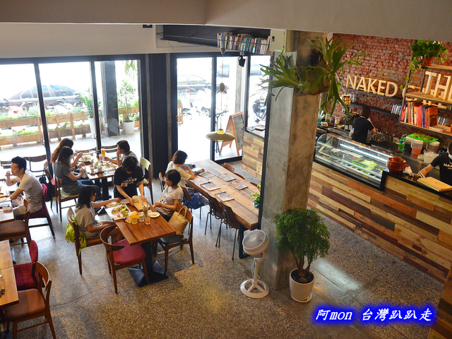 <台中北區>食記:熊抱尼克~口感多層次的牛小排墨西哥烤餅