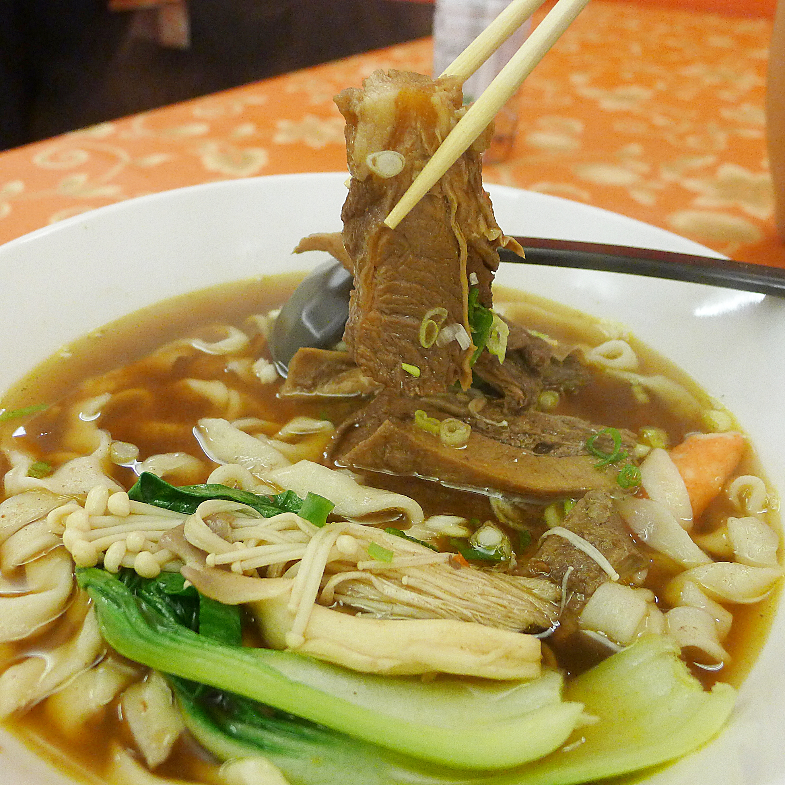 新竹_！oO0鳳荷三鮮0Oo！_中國風評價乾淨店，也能喝到拉花的紫米粥！？