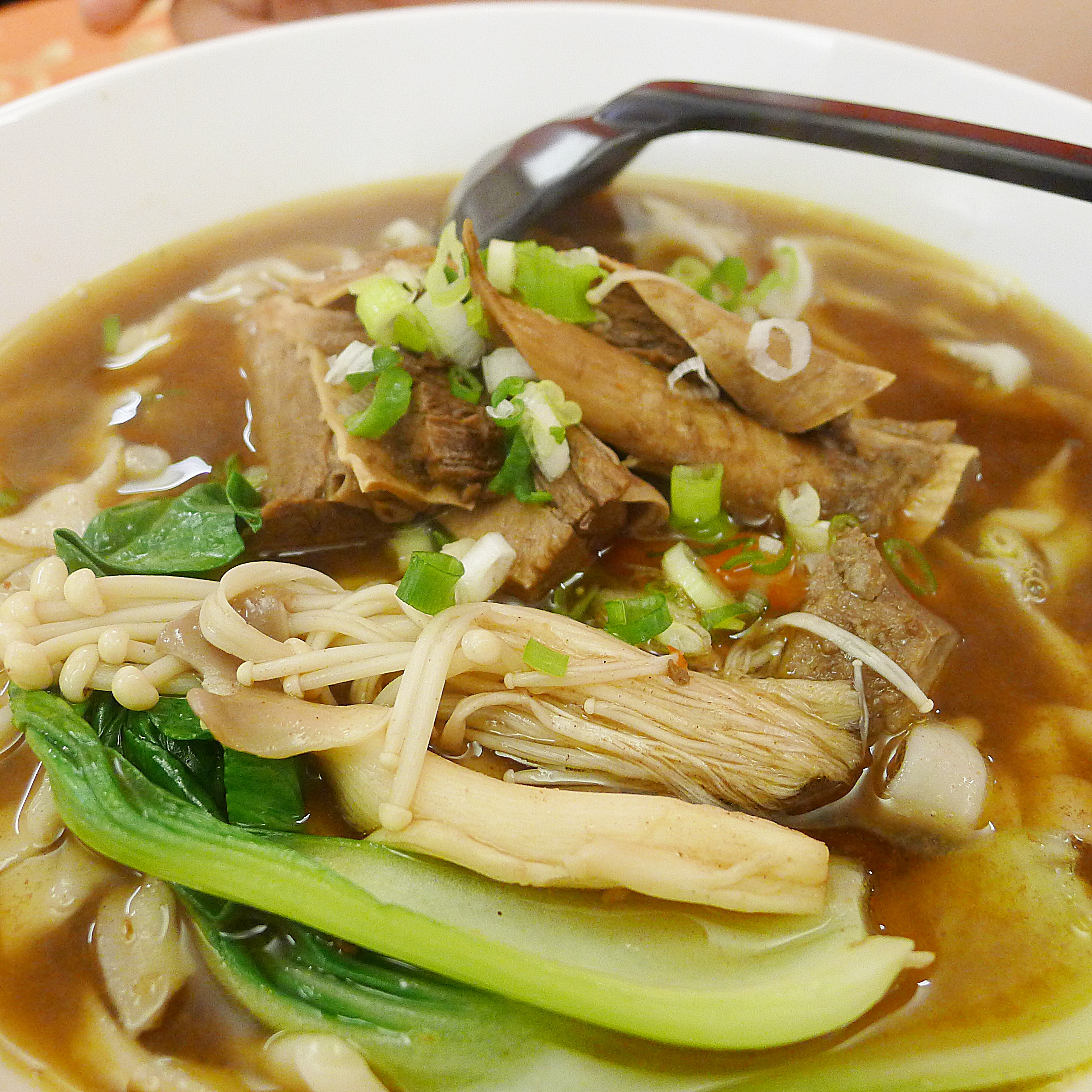 新竹_！oO0鳳荷三鮮0Oo！_中國風評價乾淨店，也能喝到拉花的紫米粥！？